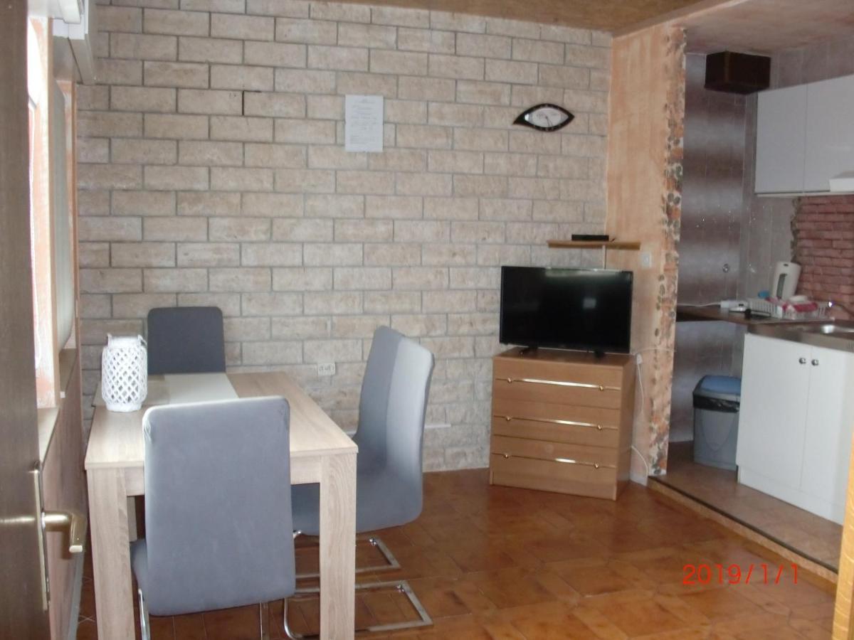 Villa Elit Dugi Rat Exteriör bild